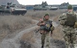 [ẢNH] Nga tăng cường đơn vị lính dù tinh nhuệ tới Crimea giữa căng thẳng với Ukraine
