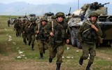[ẢNH] Quân đội Ukraine tuyên bố sẵn sàng cho tình huống chiến tranh trước Nga