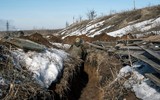 [ẢNH] Ukraine tự tin với 400km hào sâu sẽ chặn được xe tăng đối thủ