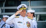 [ẢNH] Đô đốc Nga cảnh báo rắn khi Mỹ dọa bắn hạ máy bay và tàu chiến