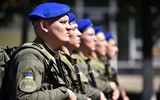 [ẢNH] Ukraine sẽ thay Afghanistan nhận hàng chục tỷ USD viện trợ quân sự từ Mỹ?