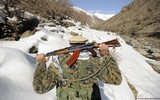[ẢNH] T-62M quân kháng chiến diệt cả đoàn thiết giáp Mỹ của Taliban