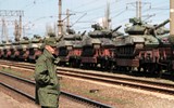 Quân đội Nga tập trung tới 1.200 xe tăng, thiết giáp áp sát biên giới Ukraine