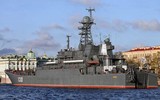 Ukraine: Hai tàu đổ bộ cỡ lớn Ropucha Nga bốc cháy tại cảng Berdyansk