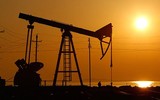 Mỹ đối mặt cuộc khủng hoảng dầu mỏ kéo dài 10 năm do lệnh trừng phạt chống Nga?