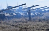 Ukraine tung xe tăng T-84U Oplot ra chiến trường quyết đấu T-90M Nga
