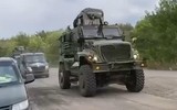 Thiết giáp kháng mìn MaxxPro Mỹ viện trợ Ukraine hỏng nặng sau khi... trúng mìn của Nga