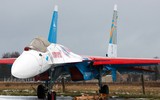 Tín hiệu đặc biệt khi 4 tiêm kích Su-35 hộ tống chuyên cơ Tổng thống Nga Putin tới UAE
