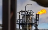 Một phần ba nhà máy lọc dầu trên thế giới nguy cơ sắp đóng cửa