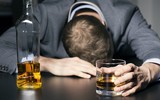 [ẢNH] Những mẹo xử lý đúng và hiệu quả ngộ độc rượu tại nhà