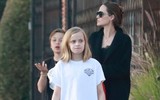 [ẢNH] Hành trình “lột xác” ngoạn mục của các “thiên thần” nhà Angelina Jolie – Brad Pitt