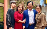 [ẢNH] Hé lộ cuộc hôn nhân kín tiếng, ròng rã suốt 13 năm chữa hiếm muộn của NSƯT Quang Tèo 