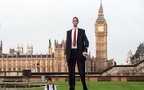 [ẢNH] Những người đàn ông có chiều cao ‘khủng’ nhất thế giới