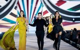 [ẢNH] Vẻ nóng bỏng của 'cô giáo' catwalk tại Hoa hậu Việt Nam 2020 dù đã qua 2 lần sinh nở