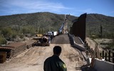 [Ảnh] Bức tường biên giới Mỹ - Mexico: Muốn dừng vẫn cực tốn kém