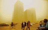 [Ảnh] Bão cát quét vào Bắc Kinh sau khi hoành hành ở Mông Cổ