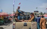 Taliban ‘được mời’ vào Kabul để ngăn hỗn loạn, cựu Tổng thống Karzai tiết lộ