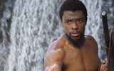 [ẢNH] Những hình ảnh cuối đời của tài tử 'Black Panther': Gầy rộc do bệnh, phải chống gậy để đi lại