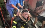 Những hình ảnh xúc động trong vụ cứu 4 người thoát khỏi 'biển lửa' 