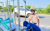 Xử lý nhiều xe 3 bánh tự chế chở hàng hóa trên địa bàn huyện Thạch Thất
