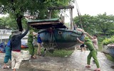 Lực lượng Công an giúp người dân miền Trung ứng phó với bão Noru