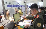 Công an Hà Nội hướng dẫn, hỗ trợ người dân thực hiện dịch vụ công trực tuyến