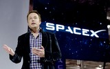 [ẢNH] Hai tỉ phú Elon Musk và Jeff Bezos 