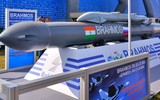 [ẢNH] Philippines sẵn sàng mua tên lửa siêu thanh BrahMos từ Ấn Độ 
