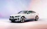 [ẢNH] BMW i4 trình làng với thiết kế đầy thể thao