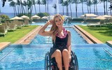 [ẢNH] Nhan sắc xinh đẹp của cô gái Mỹ ngồi xe lăn giành giải Á hậu 