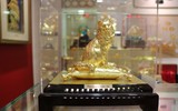 Cận cảnh tượng mèo vàng 'Kim Mão Vương Bảo' nặng 48kg ngày vía Thần Tài