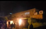 [ẢNH] Tiếp tục xảy ra đụng độ dữ dội giữa lực lượng an ninh Lebanon và người biểu tình ở Tripoli