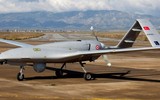 [ẢNH] UAV Bayraktar-TB2 Thổ Nhĩ Kỳ xuất hiện trên bầu trời Idlib ở Syria