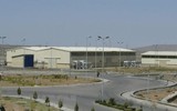 [ẢNH Phát ngôn viên AEOI gặp nạn khi đến thăm nhà máy điện hạt nhân Natanz