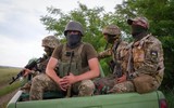 Đạn pháo Nga biến ‘sói chiến binh lão luyện' ở Donbass thành… tân binh