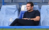 [ẢNH] HLV Lampard đã bị hàng thủ Chelsea 