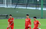 [ẢNH] Công Phượng, Quang Hải tập 'cực sung' chờ đấu Trung Quốc