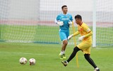 ĐT Việt Nam tập 'cực sung' dưới mưa trước khi lên đường dự AFF Cup