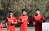 ĐT Việt Nam ra sân tập ngay sau khi đến Australia
