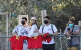 Quang Hải, Công Phượng 'mỏi tay' ký tặng người hâm mộ ở Australia