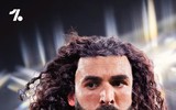 Hài hước khi Ronaldo, Messi... mang mái tóc xù của Cucurella