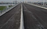 Cầu Vĩnh Tuy 2 đang cấp tập hoàn thiện để kịp thông xe vào dịp 2-9