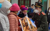 Niềm vui đặc biệt ấm áp ở xã biên giới Thanh Lòa ngày đầu năm mới 2022