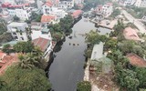 Nhìn từ flycam 2 hồ nước sắp bị san lấp ở phường Ngọc Thụy, Long Biên