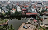 Nhìn từ flycam 2 hồ nước sắp bị san lấp ở phường Ngọc Thụy, Long Biên