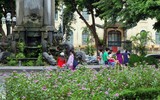 Cận cảnh vườn hoa với đài phun nước đặc biệt lâu đời nhất Thủ đô sắp được khoác 