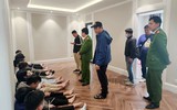 Toàn cảnh bắt giữ ổ nhóm tổ chức “đào tạo” lừa đảo trên không gian mạng tại Hà Nội