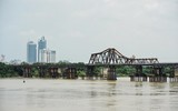 Cầu Long Biên chuẩn bị “thay áo mới”