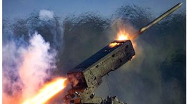 Sự nguy hiểm của hệ thống phun lửa hạng nặng TOS-3 Dragon
