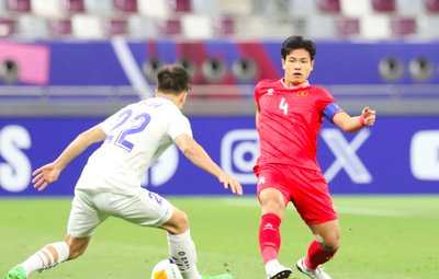 HLV Hoàng Anh Tuấn hứa U23 Việt Nam sẽ "lột xác" ở tứ kết